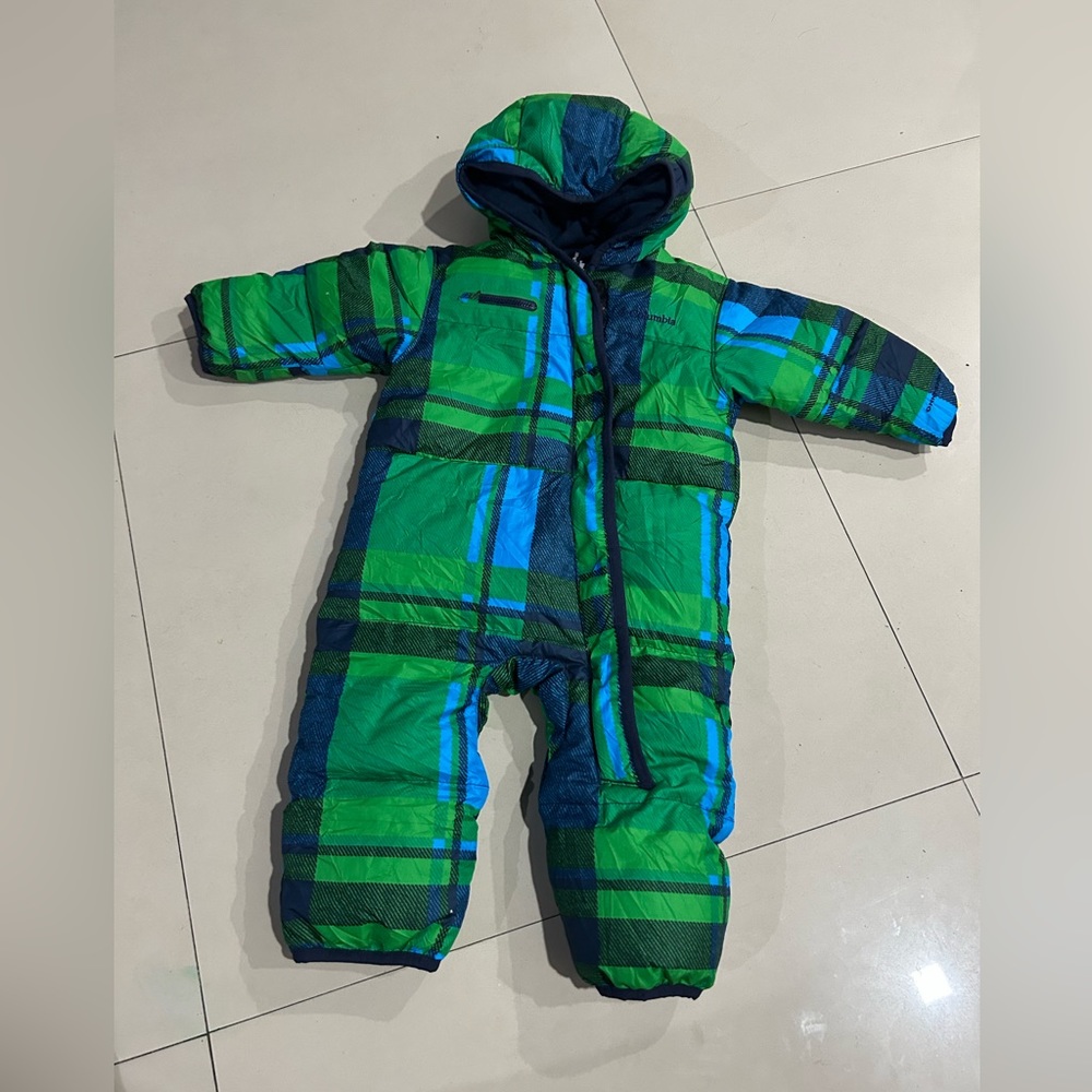 Columbia romper . Used once. Size 9-12 months - Picture 1 of 13